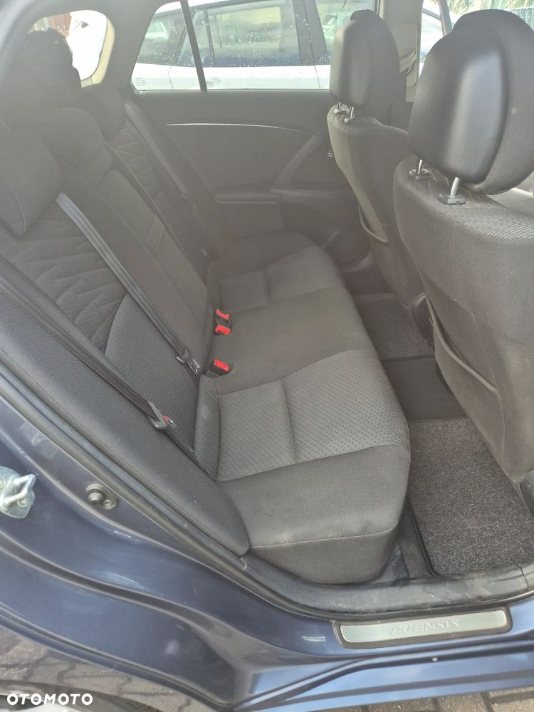 Toyota Avensis 2.2 D-4D Business Edition - 14