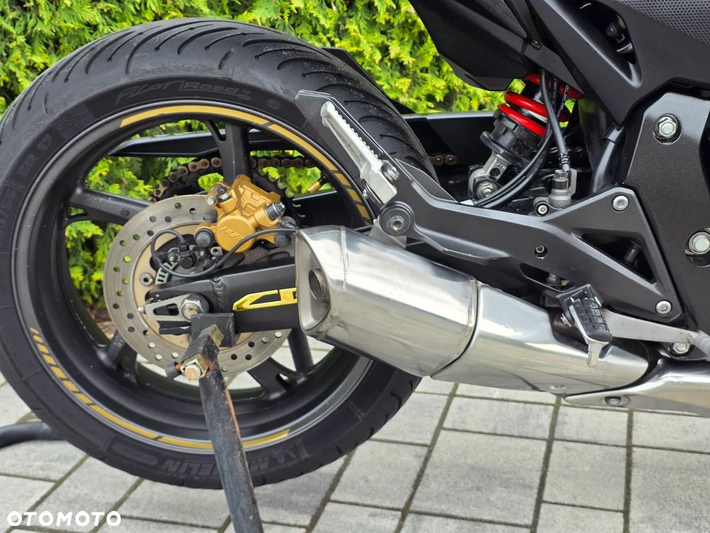 Honda CBR - 8