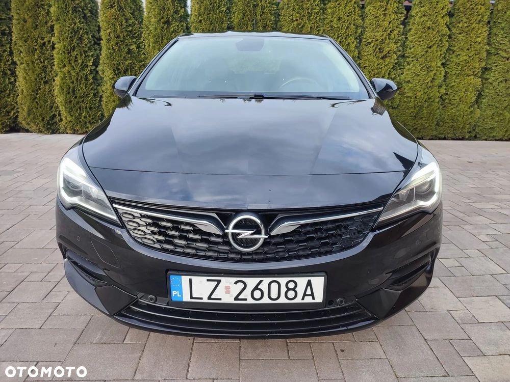 Opel Astra 1.5 D Start/Stop - 11