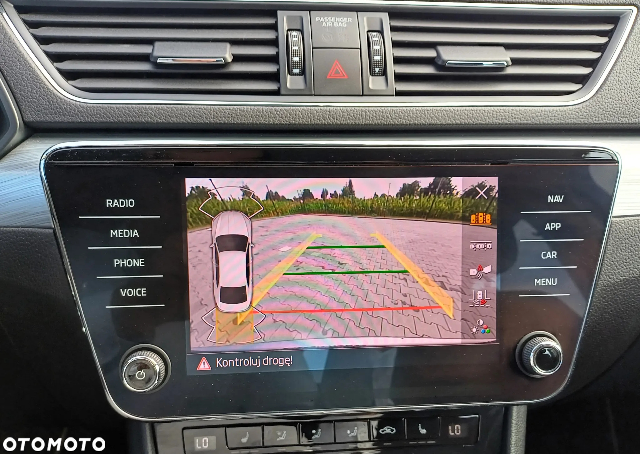 Skoda Superb 1.5 TSI Ambition DSG - 17