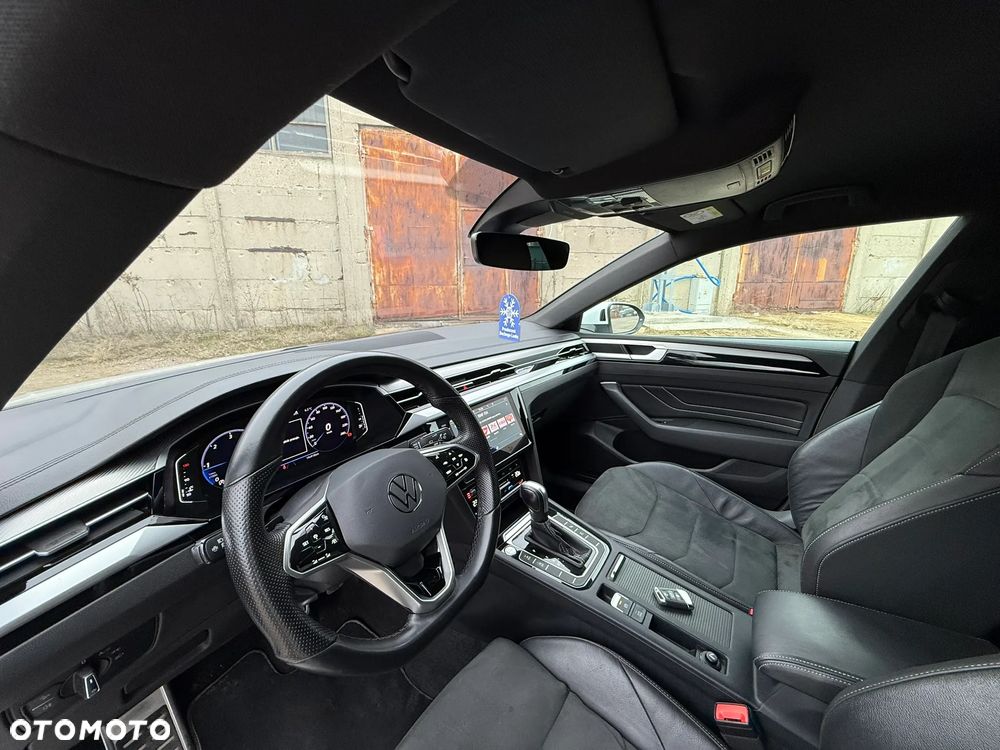 Volkswagen Arteon 2.0 TDI SCR DSG R-Line - 17