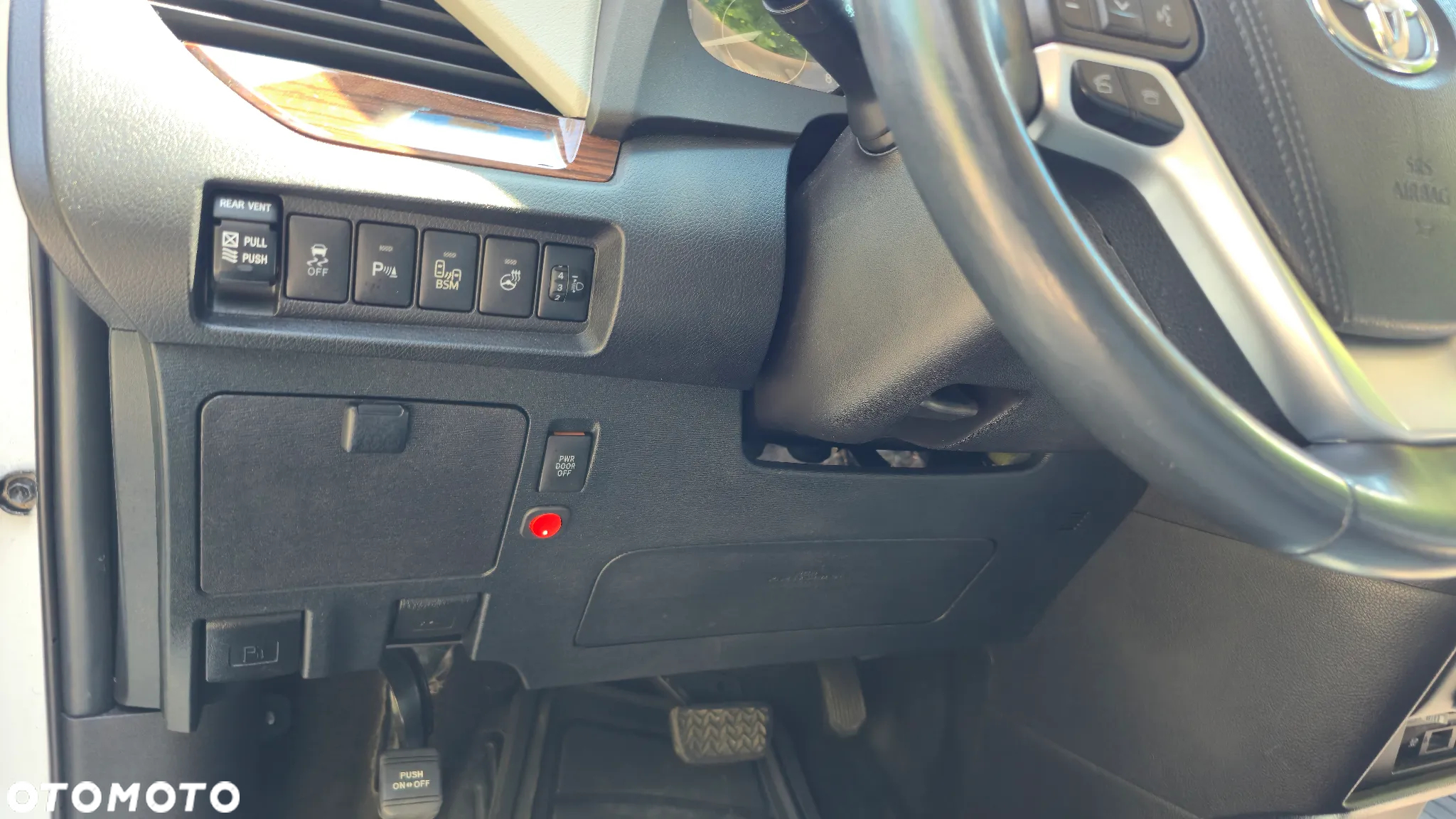 Toyota Sienna 3.5 V6 XLE AWD - 7