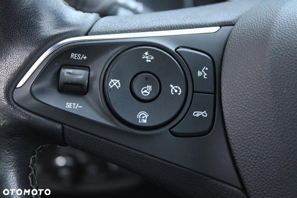 Opel Insignia - 14