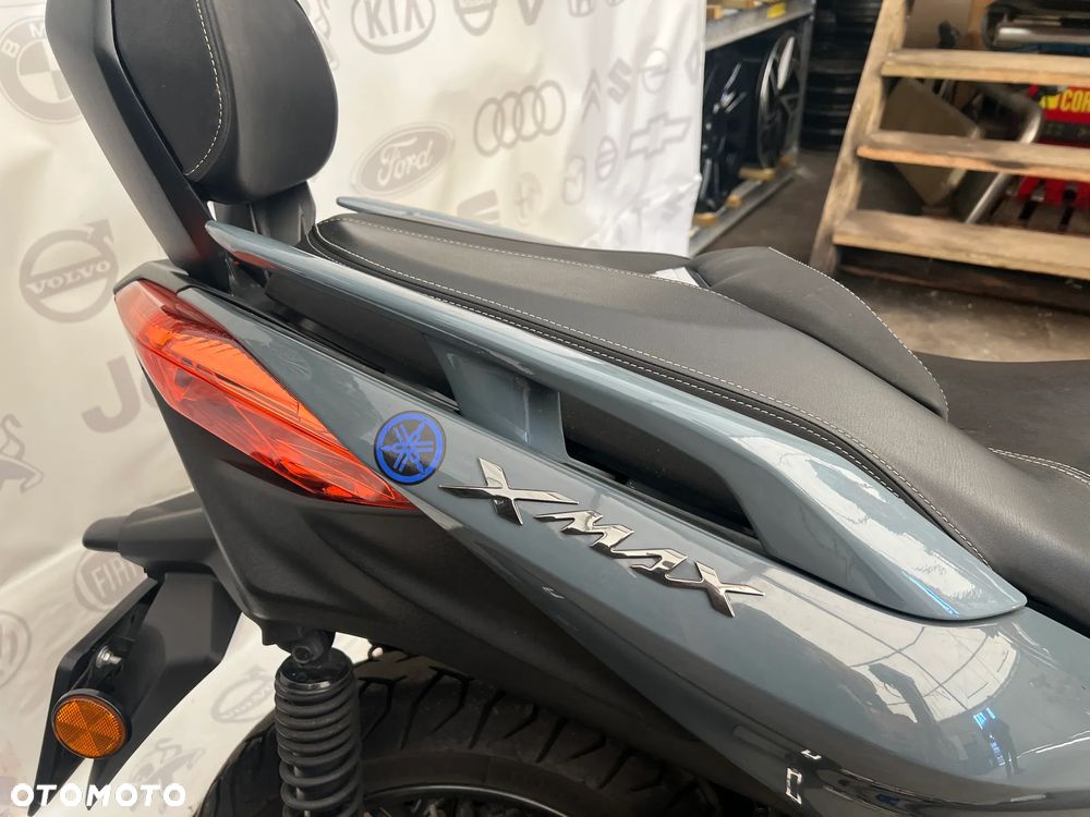 Yamaha X-max - 4