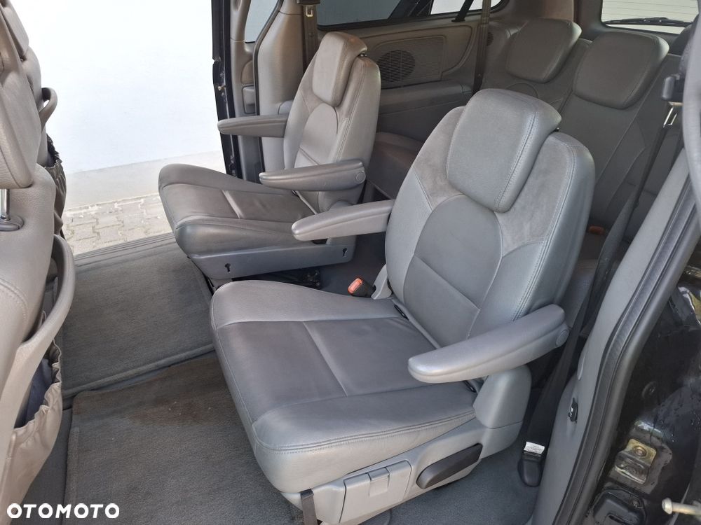 Chrysler Grand Voyager - 6
