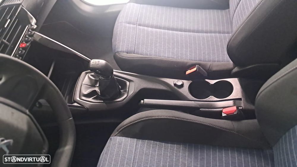 Peugeot 208 PureTech 100 Allure - 15