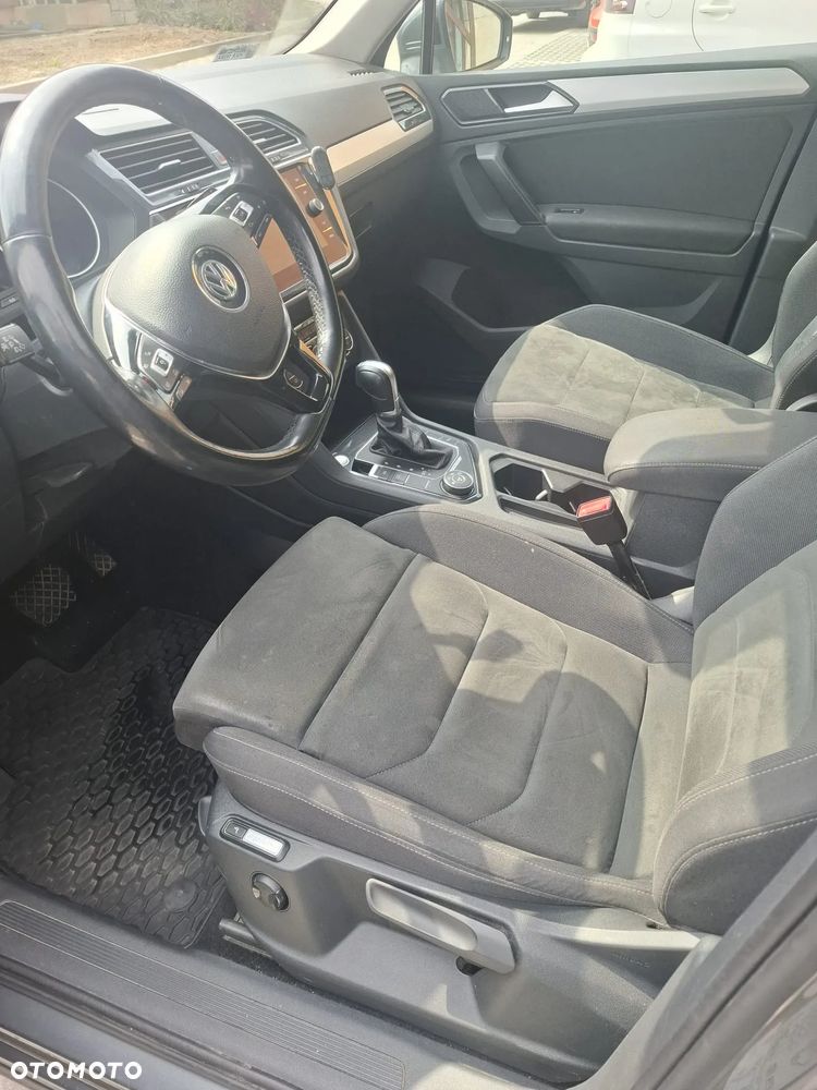 Volkswagen Tiguan - 8