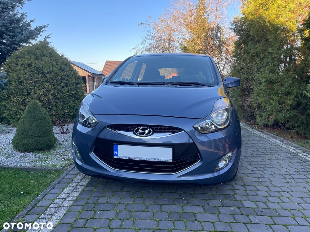 Hyundai ix20 1.4 Premium blue - 25