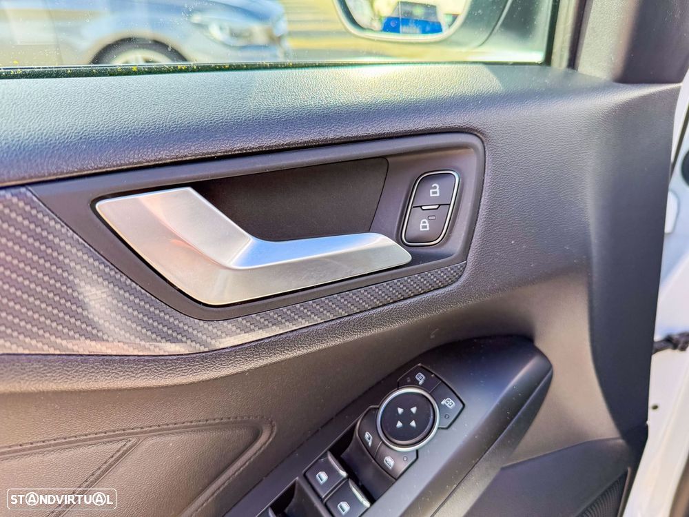 Ford Focus 1.0 EcoBoost ST-Line - 12