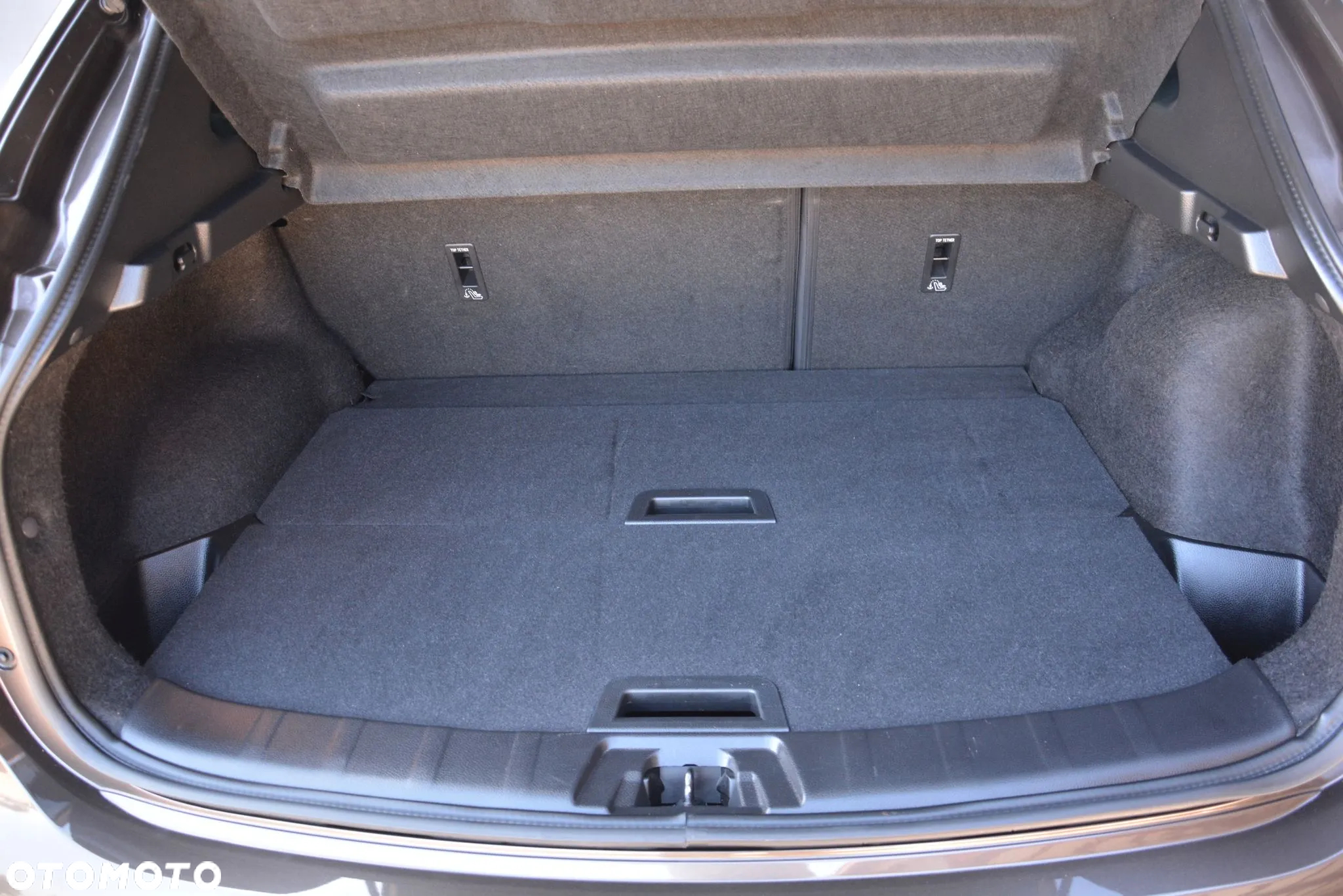 Nissan Qashqai 1.3 DIG-T N-CONNECTA - 19