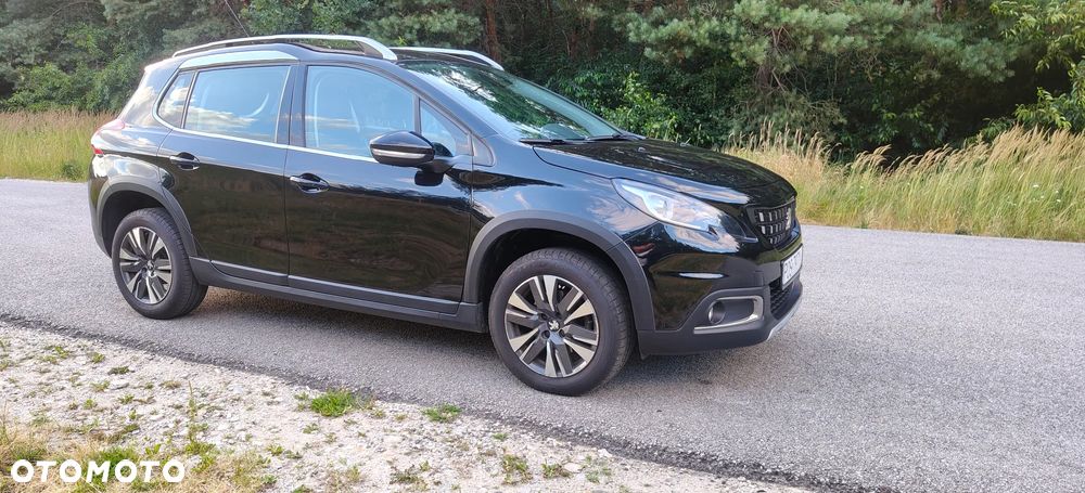 Peugeot 2008 1.2 Pure Tech GPF Allure S&S EAT6 - 3