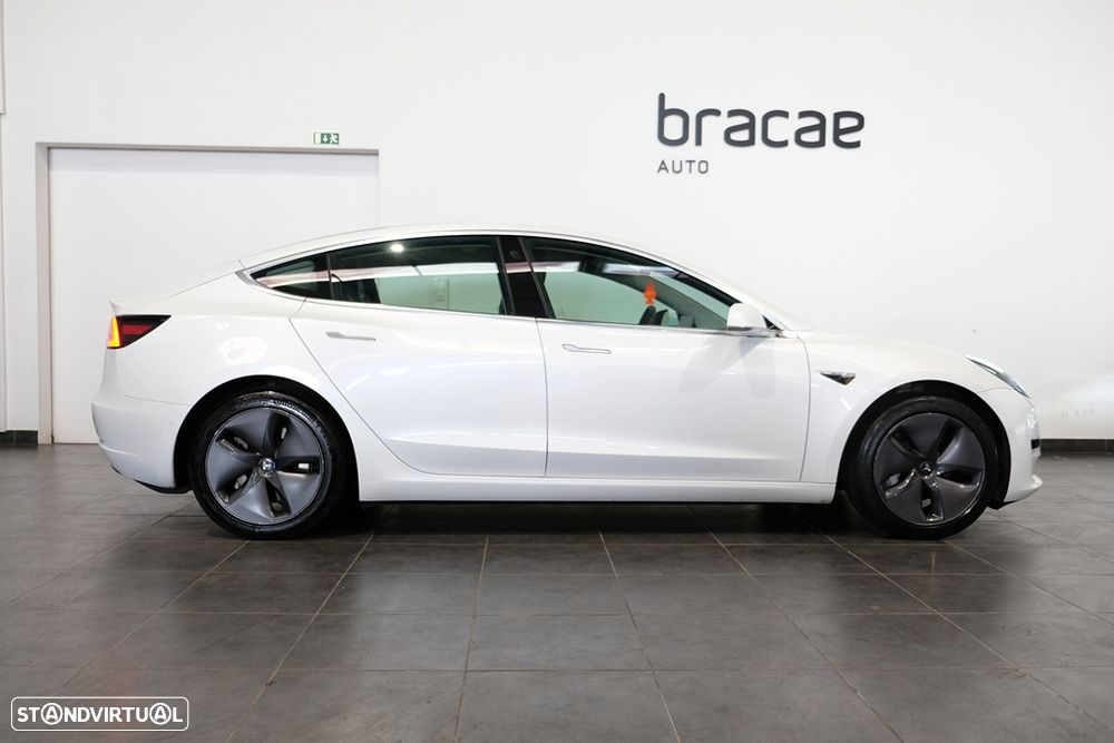 Tesla Model 3 Standard Range Plus RWD - 4