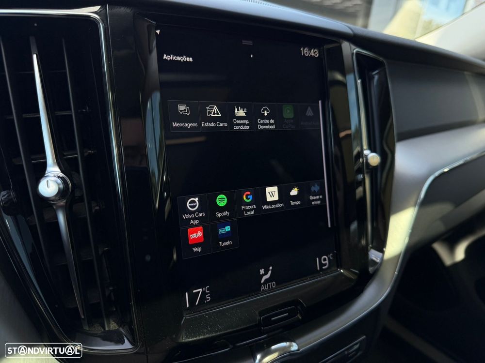 Volvo XC 60 2.0 T8 PHEV Momentum Plus AWD - 43