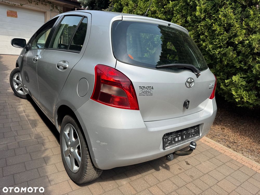 Toyota Yaris 1.0 VVT-i Sol - 40