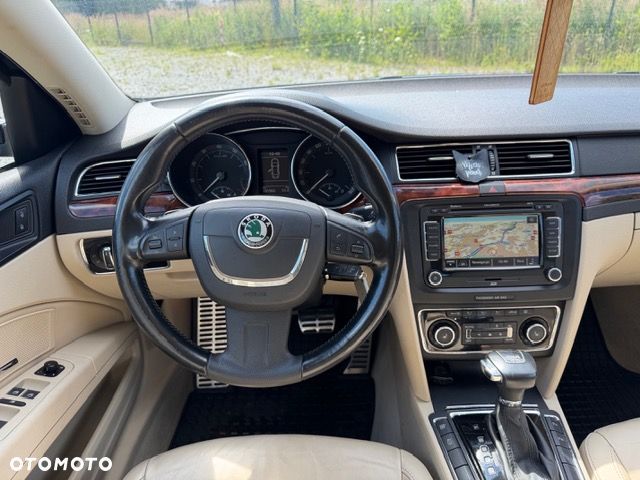 Skoda Superb 3.6 V6 4x4 DSG L&K - 20