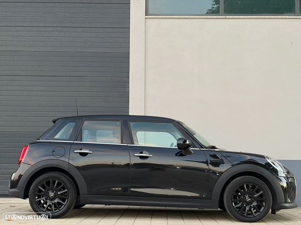 MINI 5 Portas Cooper Aut. Essential - 10