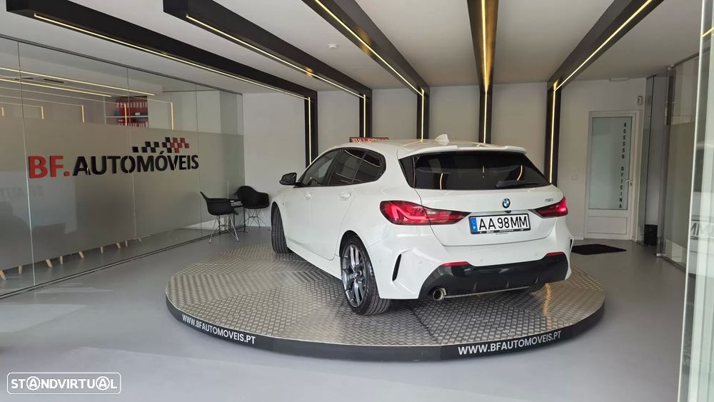 BMW 118 i Pack Desportivo M Auto - 3