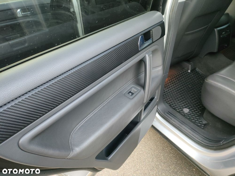 Volkswagen Touareg 3.0 V6 TDI DPF - 14