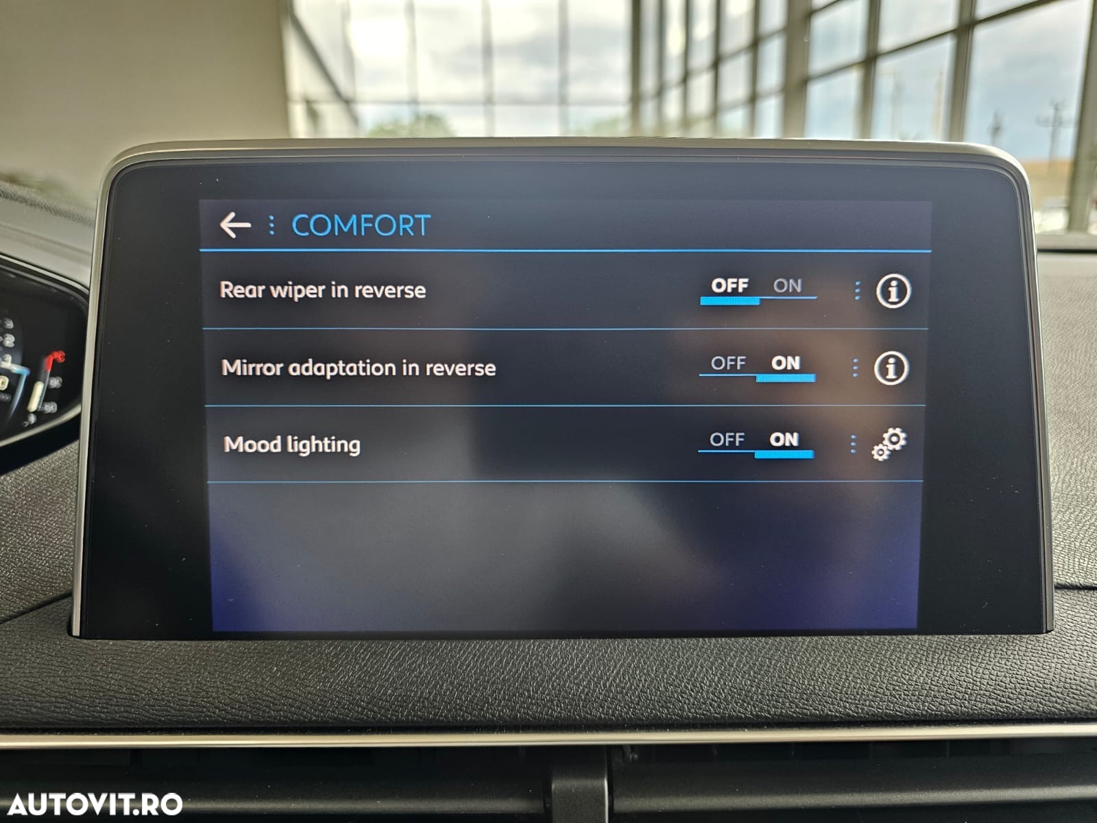 Peugeot 3008 BlueHDi 130 Stop & Start EAT8 Allure - 27