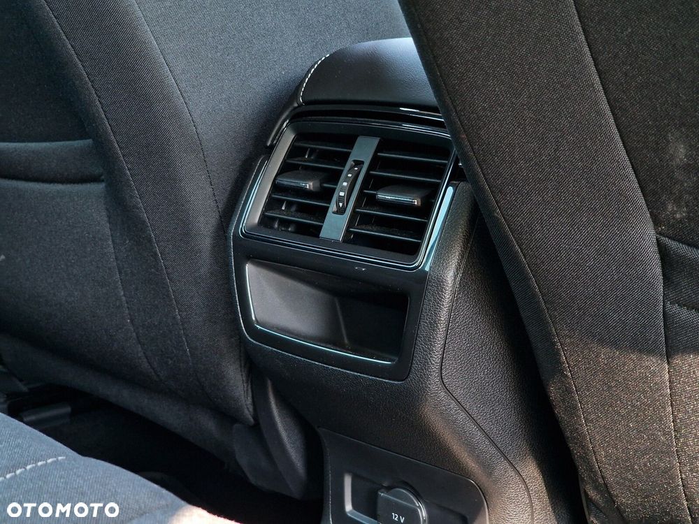Skoda Karoq 1.5 TSI ACT Selection DSG - 17