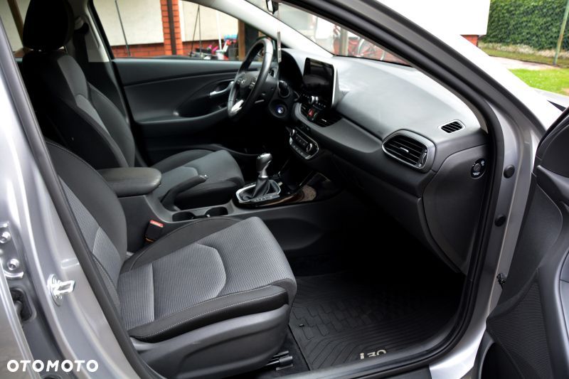 Hyundai i30 1.0 T-GDI Smart - 22