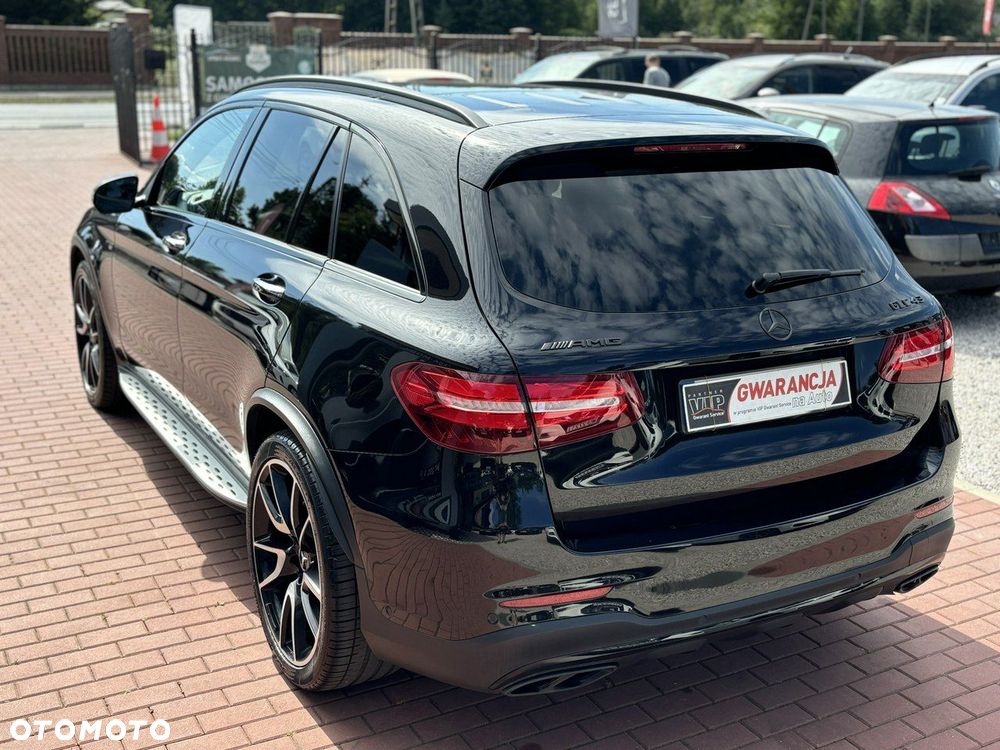 Mercedes-Benz GLC - 11