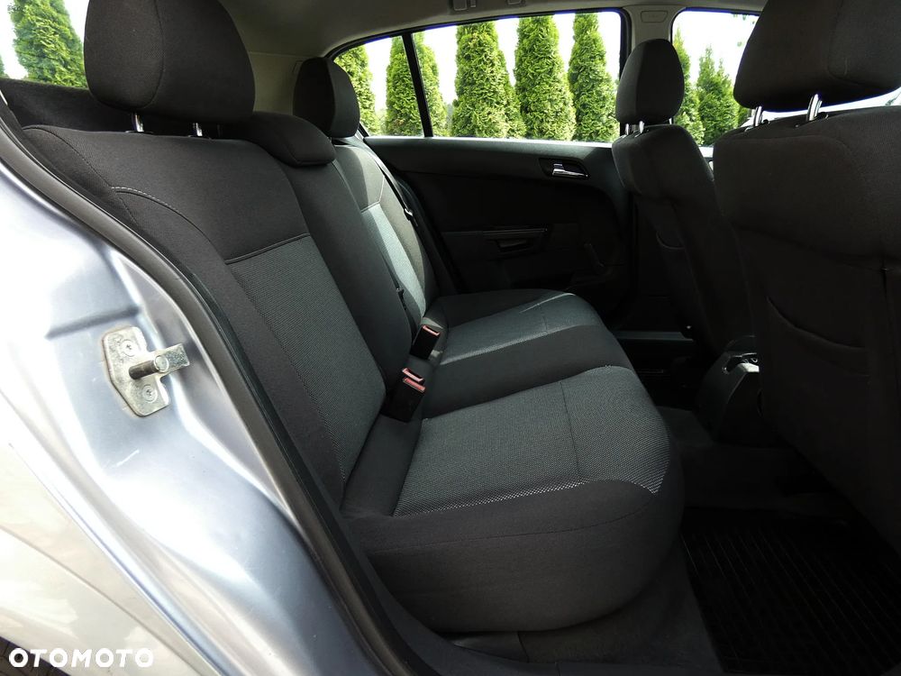 Opel Astra 1.4 Sport - 20