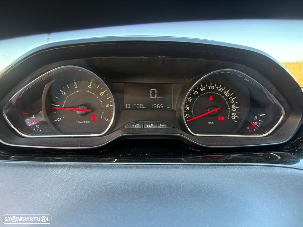 Peugeot 208 82 VTI Active - 11