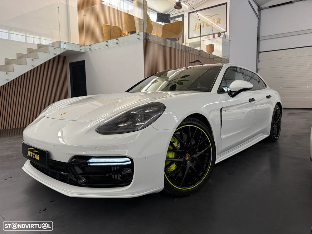 Porsche Panamera Sport Turismo 4 E-Hybrid Platinum Edition - 1