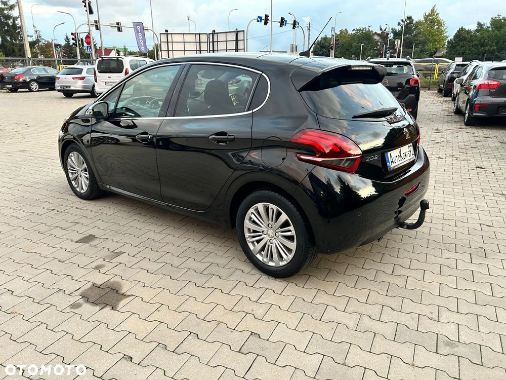 Peugeot 208 1.2 VTi Allure - 11