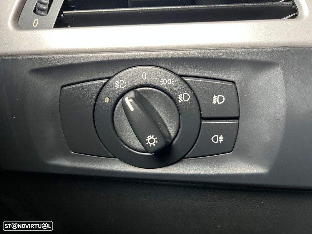 BMW 320 d EfficientDynamics - 18