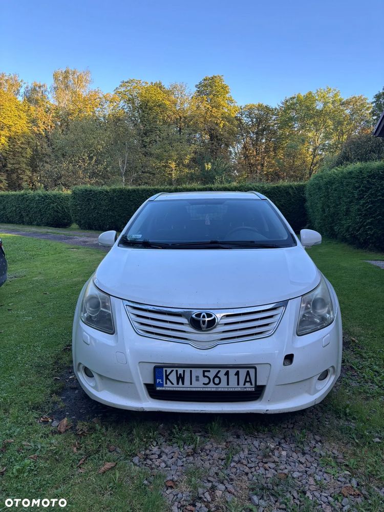 Toyota Avensis 1.6 Luna - 2