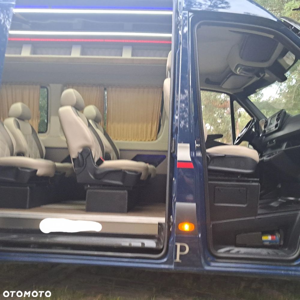 Mercedes-Benz Sprinter - 22