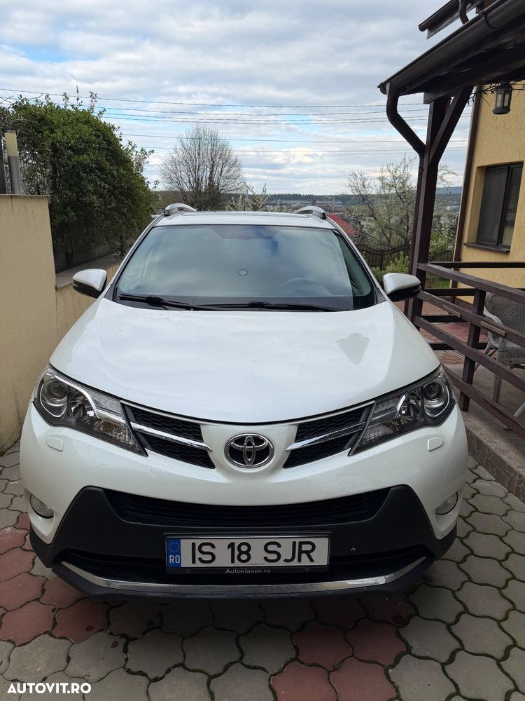 Toyota RAV4 2.2 D-4CAT 4WD Aut Luxury 18" - 1