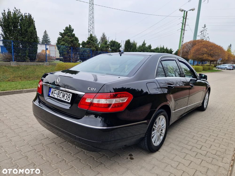 Mercedes-Benz Klasa E - 11