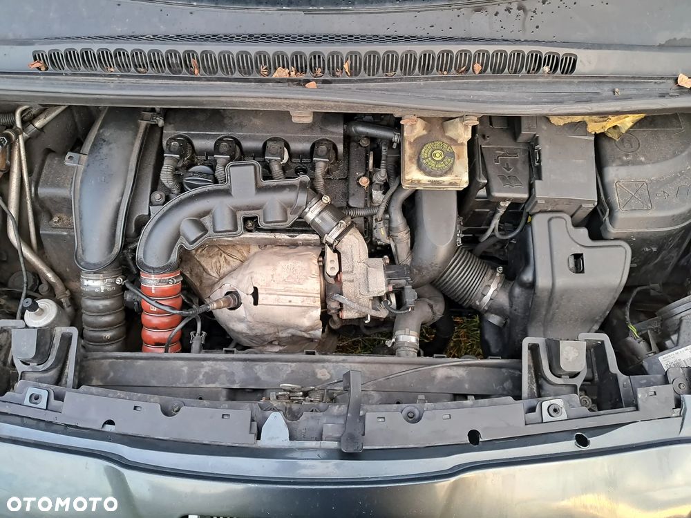 Peugeot 5008 155 THP Family - 10