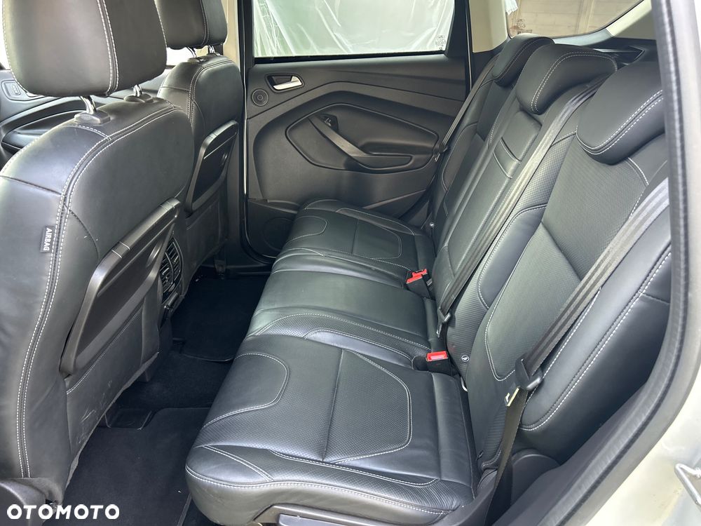 Ford Kuga 2.0 TDCi 4x4 Titanium - 11
