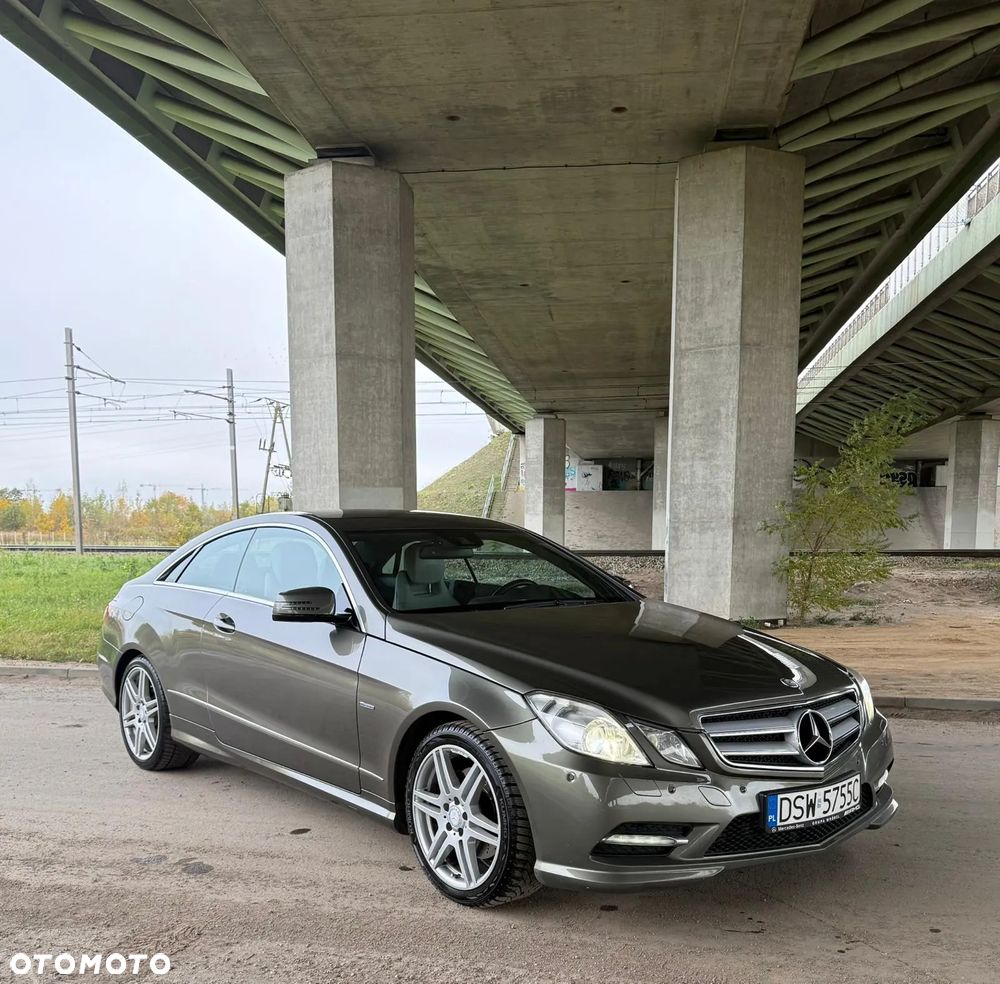 Mercedes-Benz Klasa E 350 CDI DPF BlueEFFICIENCY 7G-TRONIC Avantgarde - 13
