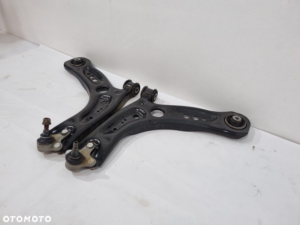VW GOLF VII AUDI A3 8V SEAT LEON OCTAVIA WAHACZ PRZÓD LEWY PRAWY 5Q0407151L 5Q0407152L - 3