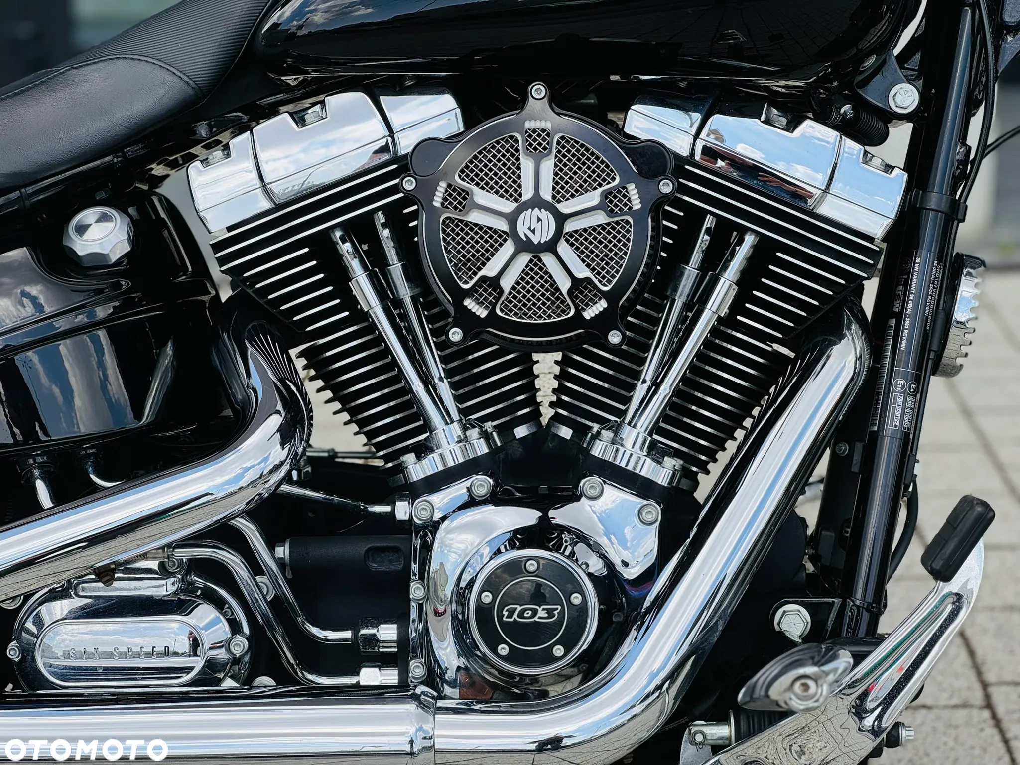Harley-Davidson FXSB Breakout - 8