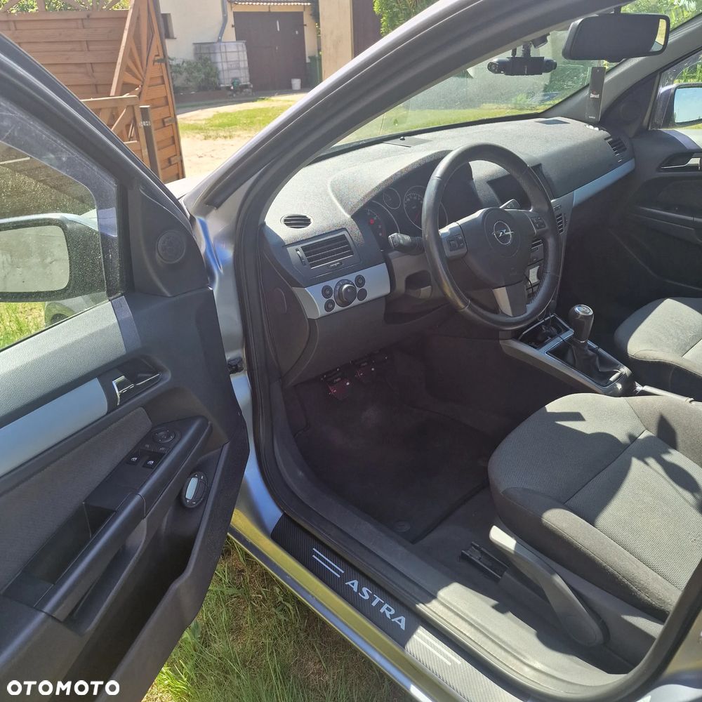Opel Astra - 9