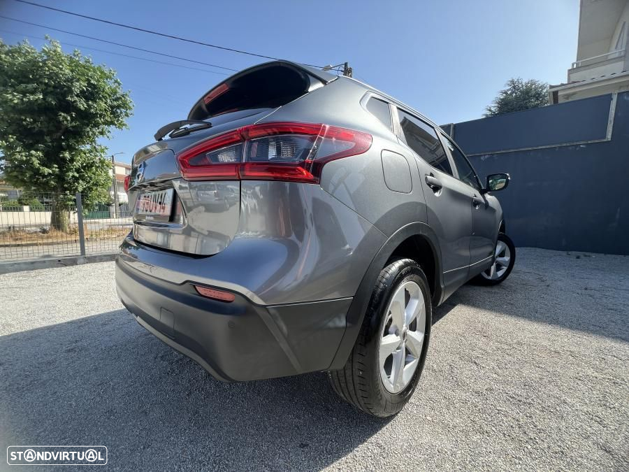 Nissan Qashqai 1.5 dCi N-Connecta Business - 14