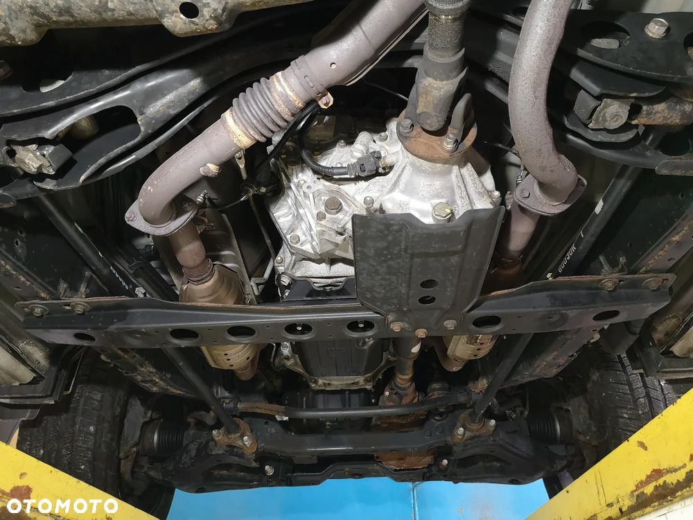 Toyota Land Cruiser - 23