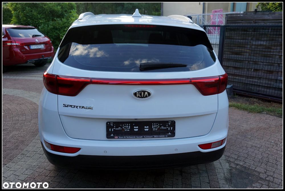 Kia Sportage 1.6 GDI Business Line 2WD - 24