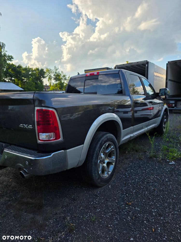 Dodge RAM 1500 5.7 4x4 - 10