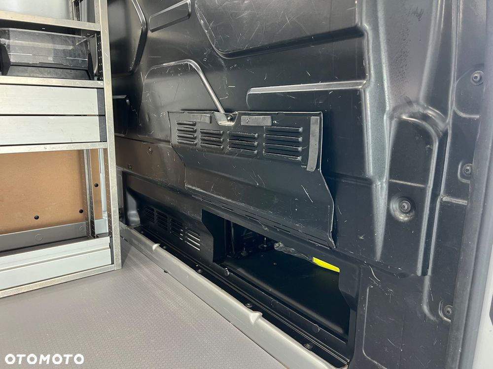 Ford Transit Custom - 19