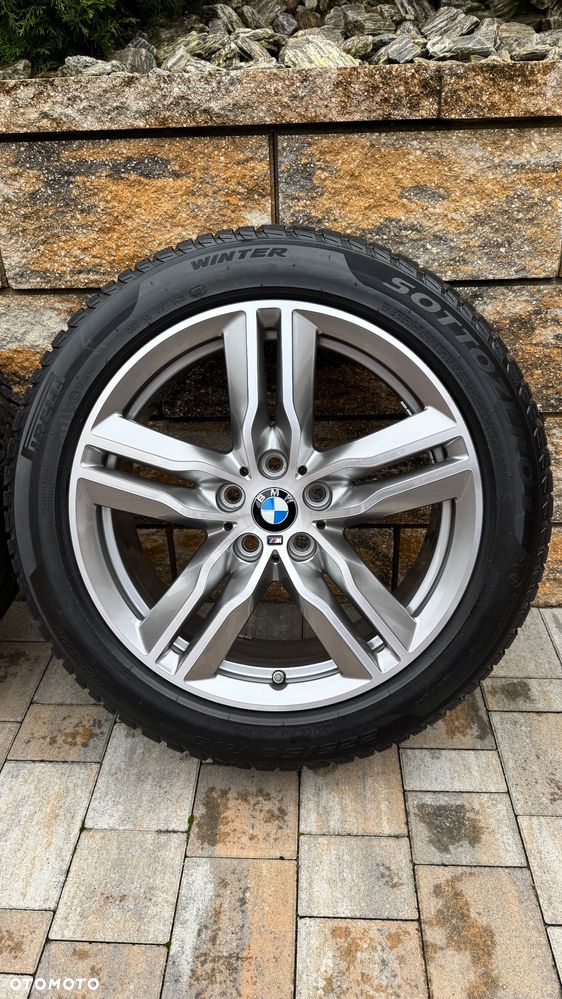 BMW X1 xDrive20i M Sport - 12