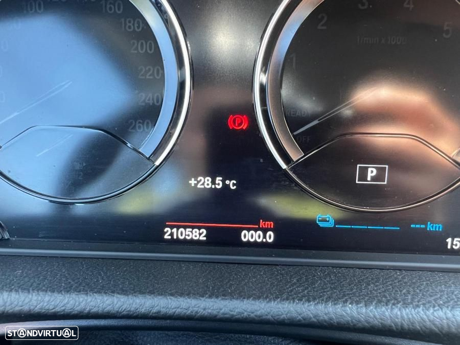 BMW 225xe Active Tourer Line Sport - 16