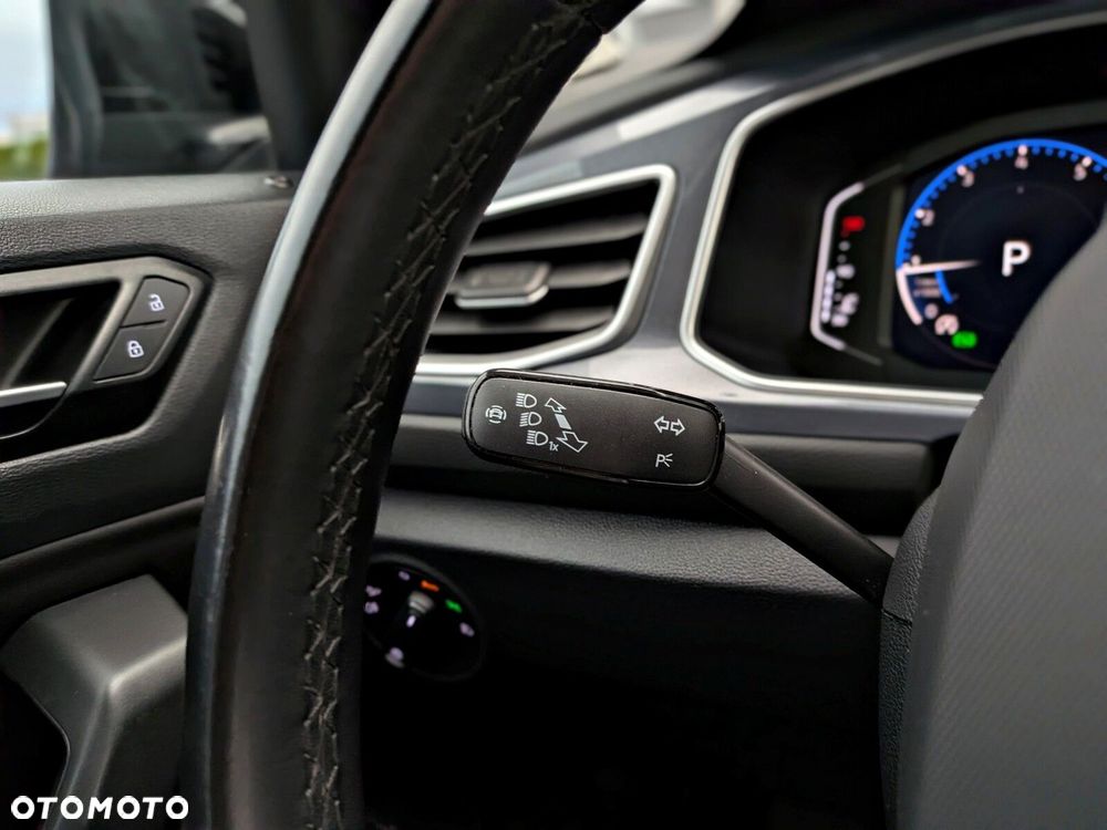 Volkswagen T-Roc 1.5 TSI Style DSG - 22