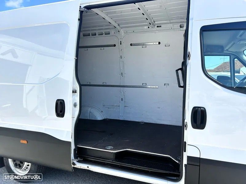 Iveco Daily Outro - 23